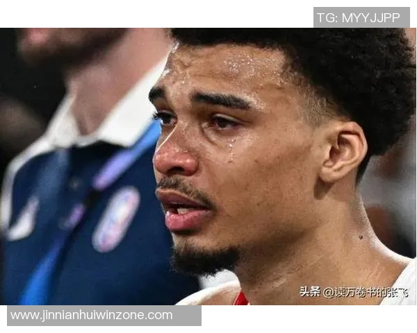 文班亚马因左小腿紧张状态成疑本赛季至今满勤能否出战国王尚未确定